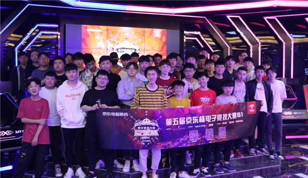 条火龙与二 条火龙与二