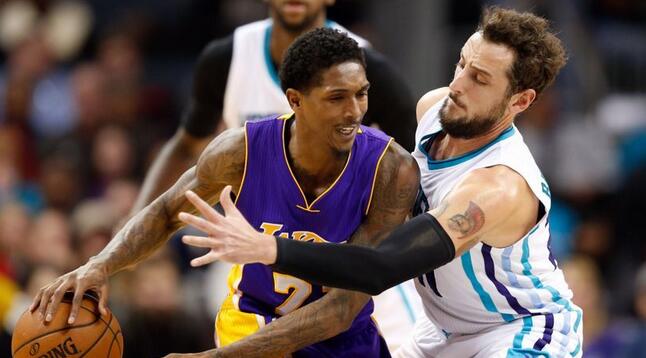 担任首棒打 担任首棒打